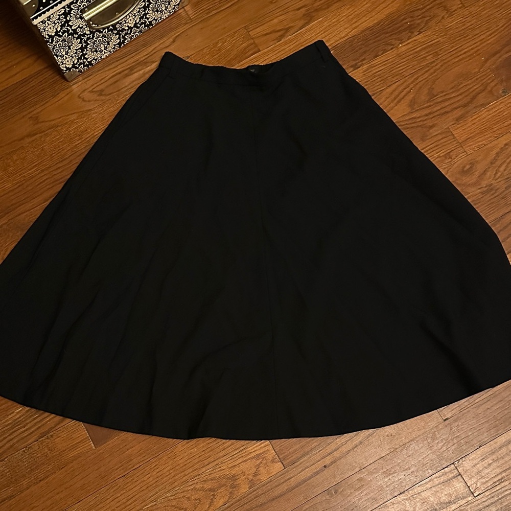 Zara Classic Black A-Line Skirt xs